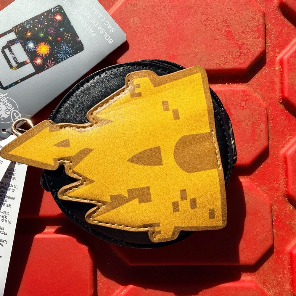 Disney Black and Gold Castle Coin Pouch
